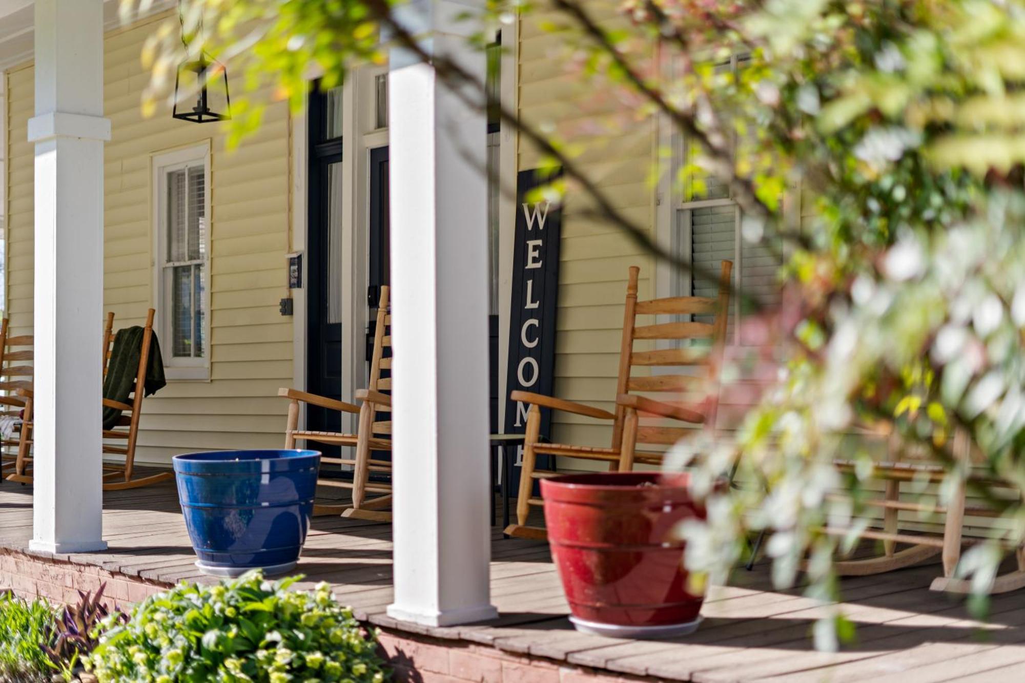 The Tellico Plains Inn And Event Venue Exteriör bild