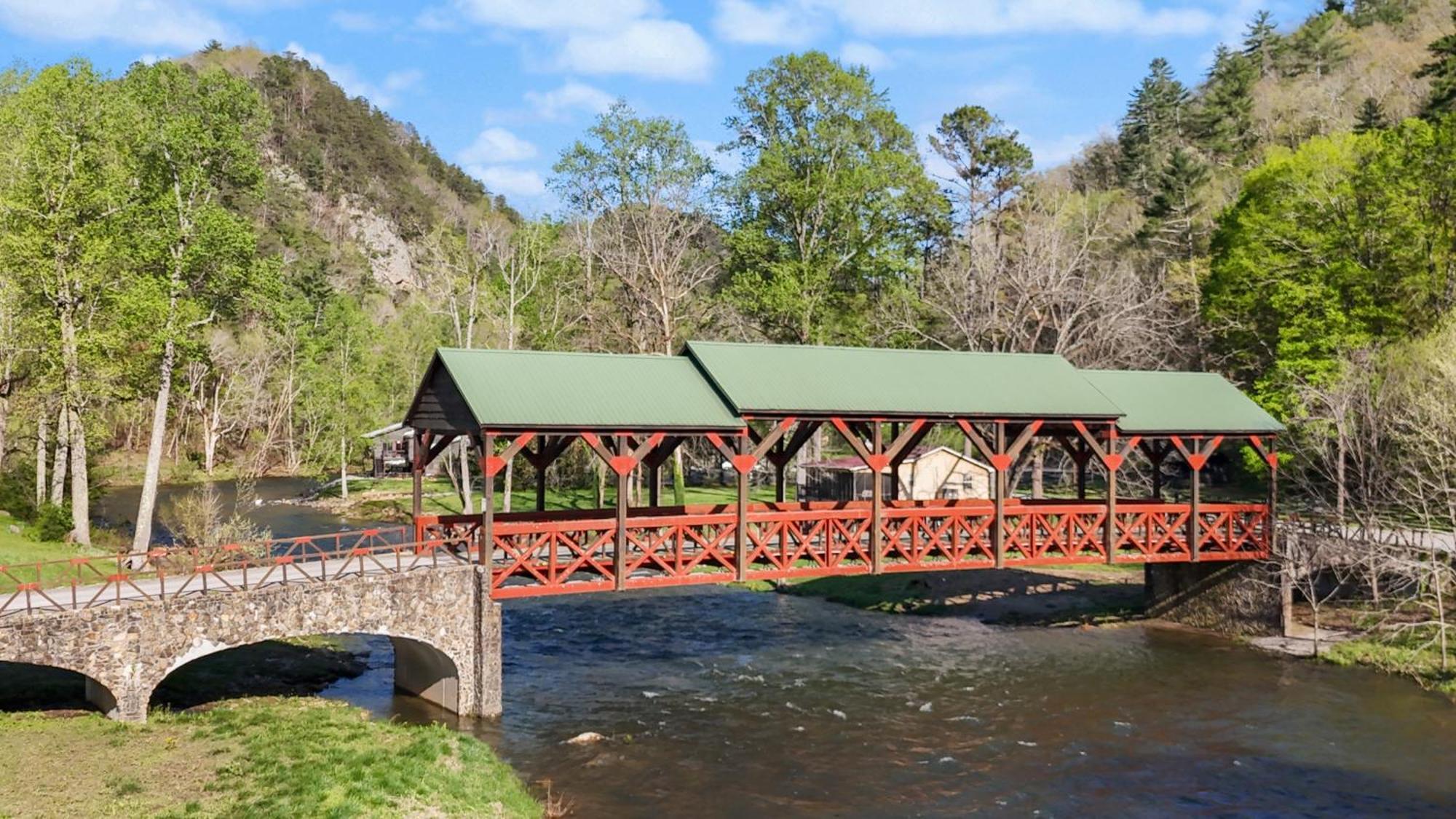The Tellico Plains Inn And Event Venue Exteriör bild