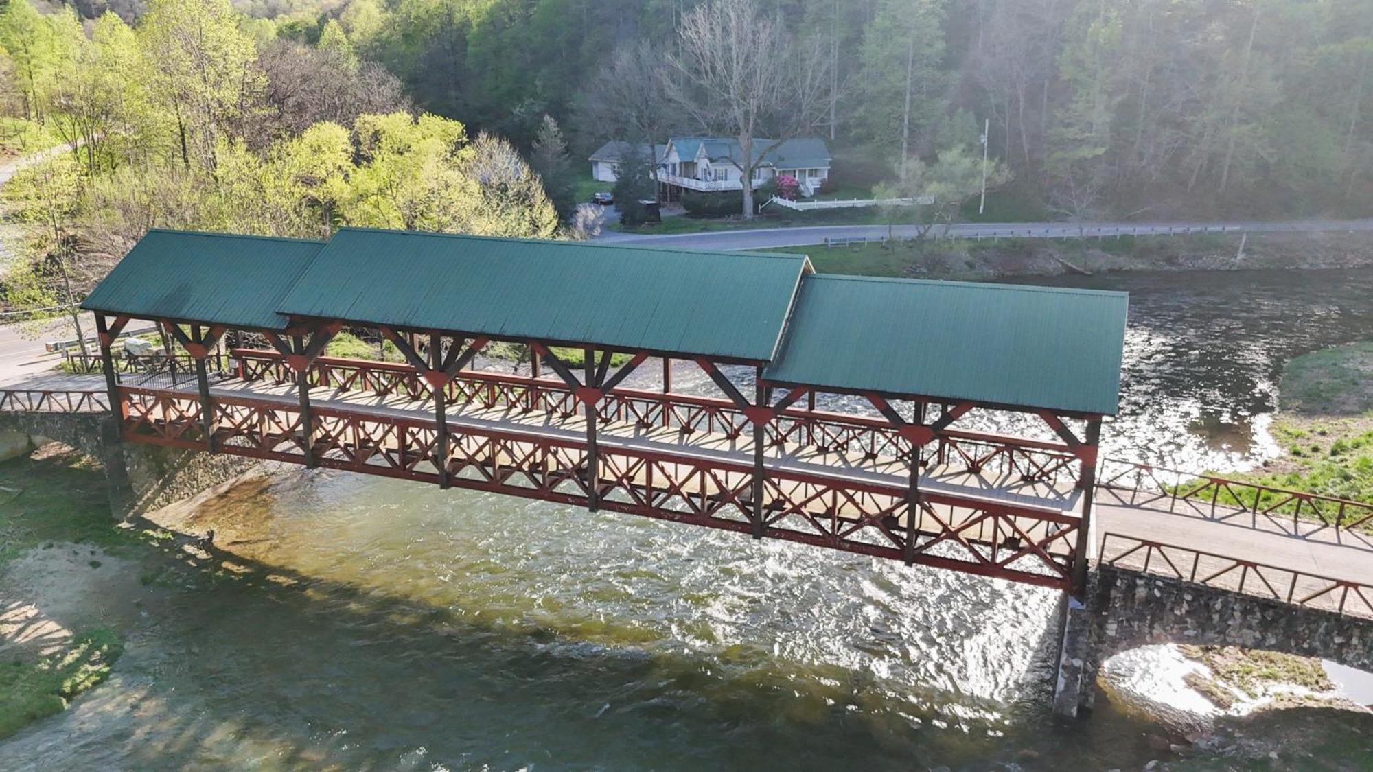 The Tellico Plains Inn And Event Venue Exteriör bild