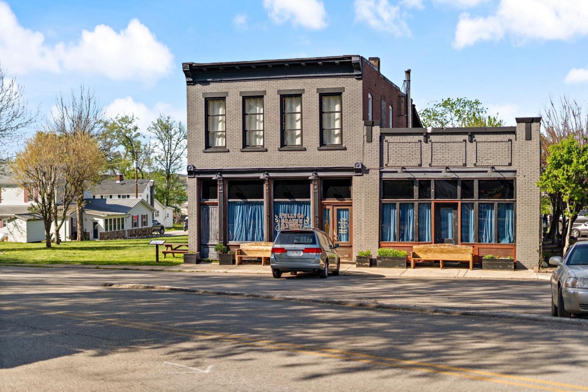 The Tellico Plains Inn And Event Venue Exteriör bild